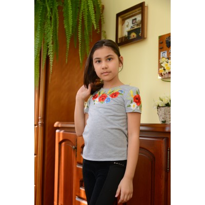 Embroidered t-shirt for girl "Dariya" 